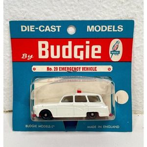 Budgie Models #20 Emergency Vehicle Ambulance White 1:64 Diecast New Sealed